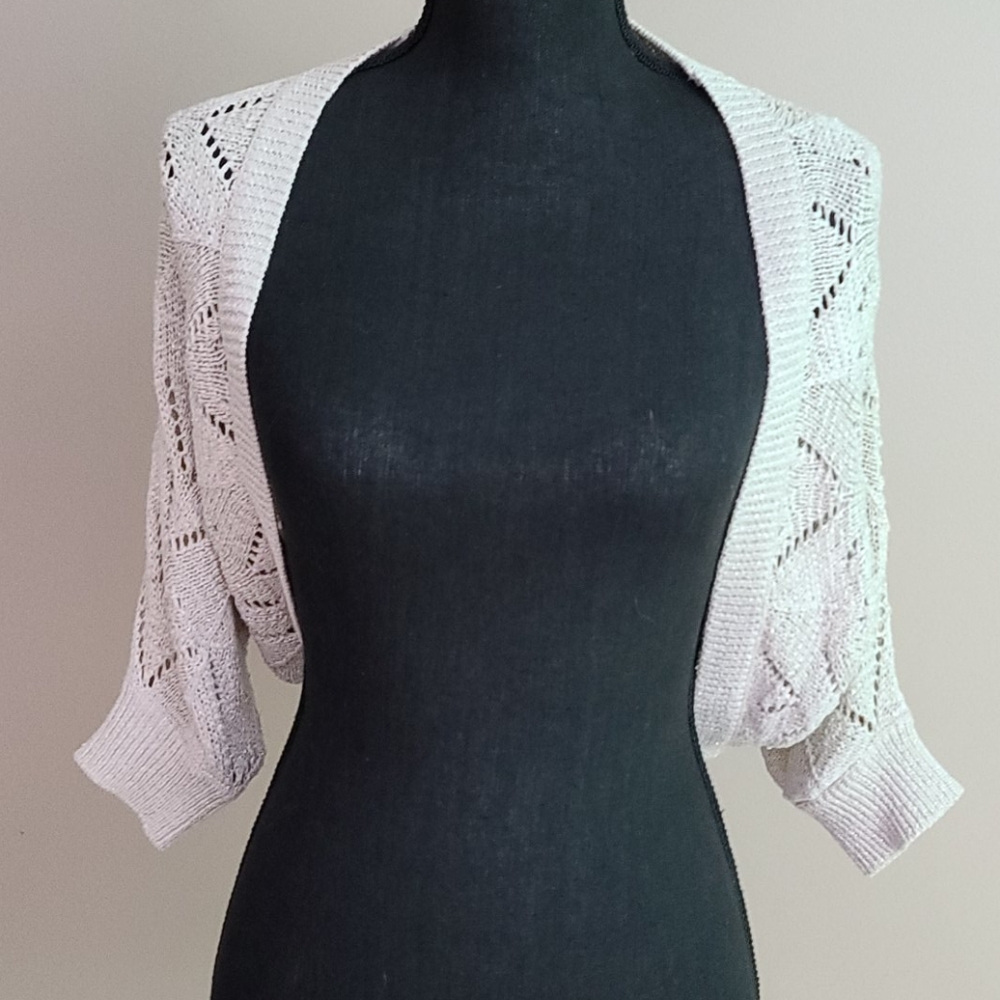 White House Black Market Shrug